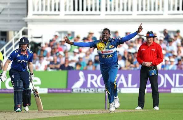 Angelo Mathews appealing for a wicket