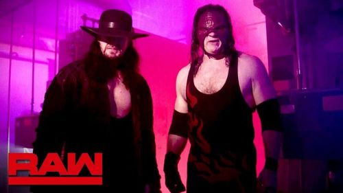 This week's edition of Monday Night RAW had several moments that you might have missed