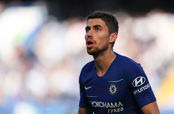 The presence of Jorginho and Kante makes it difficult for Loftus-Cheek to find a place in the Chelsea team