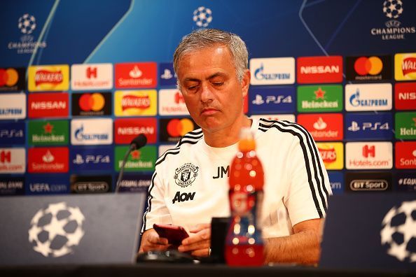 Manchester United Training and Press Conference