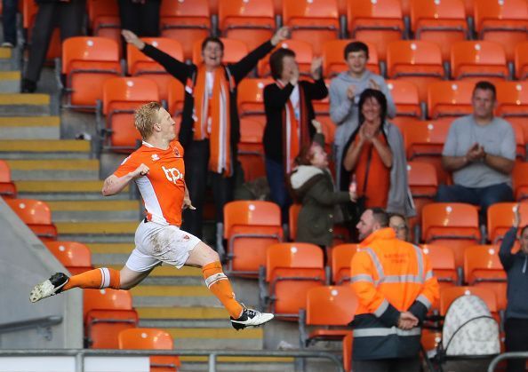 Cullen celebrates a goal