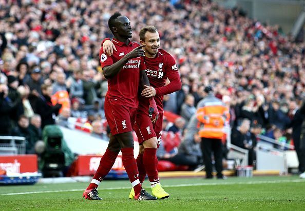 Liverpool went to the top of the Premier League table with a 4-1 victory against Cardiff City