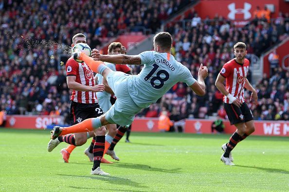 Southampton FC v Chelsea FC - Premier League - Giroud attempting volley