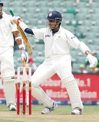 Sreesanth dancing on the field