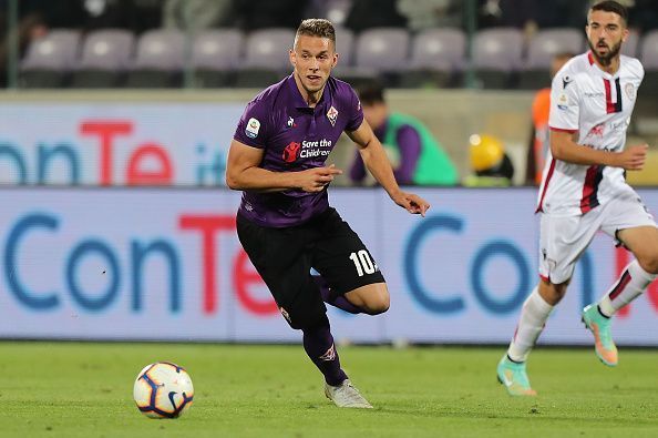 ACF Fiorentina start the day at 6th place