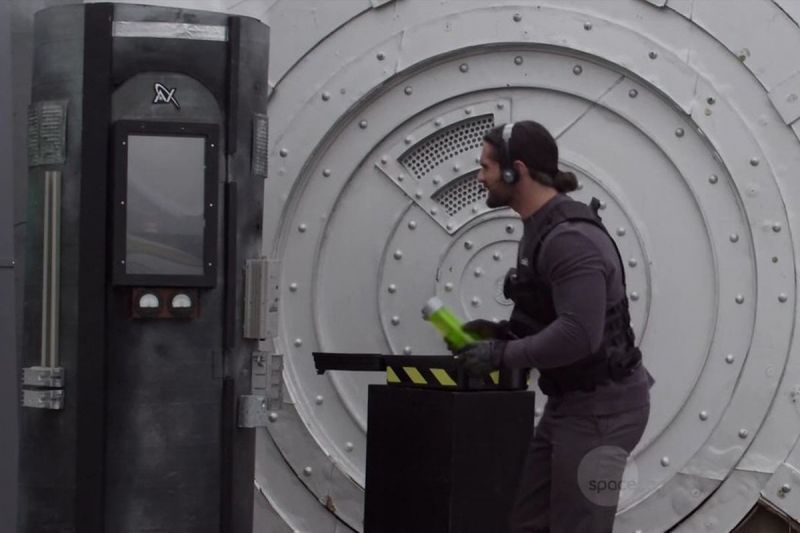 Seth Rollins appeared in Sharknado 4 for less than a minute 