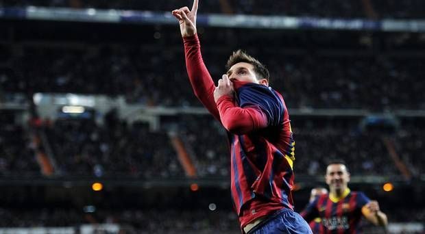 Messi pointing to the Barca fans at the top tier of Bernabeu