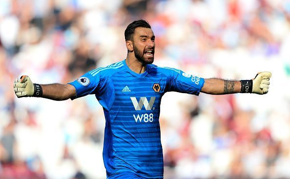 Patricio celebrates after Wolves&#039; away win against West Ham