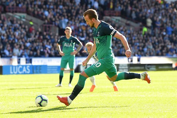 Harry Kane scoring a penalty against Huddersfield