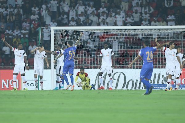 Mumbai City FC players appealing for a goal [Image: ISL]