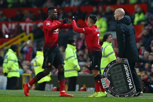 Manchester United v Crystal Palace - Premier League