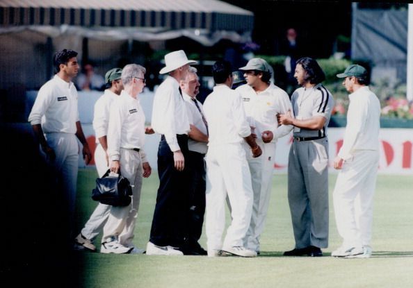 Inzamam-ul-Haq was involved in a massive altercation with a spectator of Indian origin