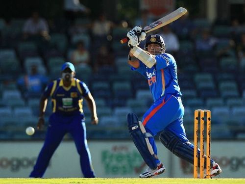 Sachin Tendulkar never batted in the middle order in Dhoni's captaincy