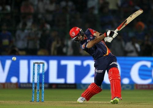 Which teams will eye on Maxwell for the coming IPL season?