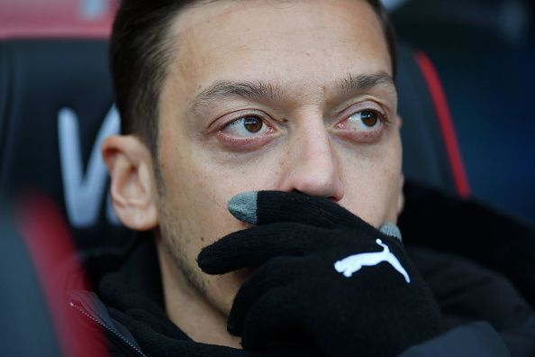 Ozil&#039;s absence provided the room for Emery to field three centre backs