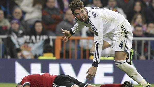Ramos&#039; unapologetic reaction to his tackle on Augusto Fernandez.