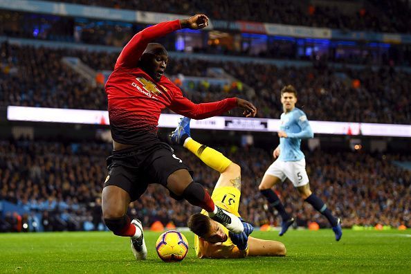 Romelu Lukaku (L), Manchester City v Manchester United - 2018/19 Premier League