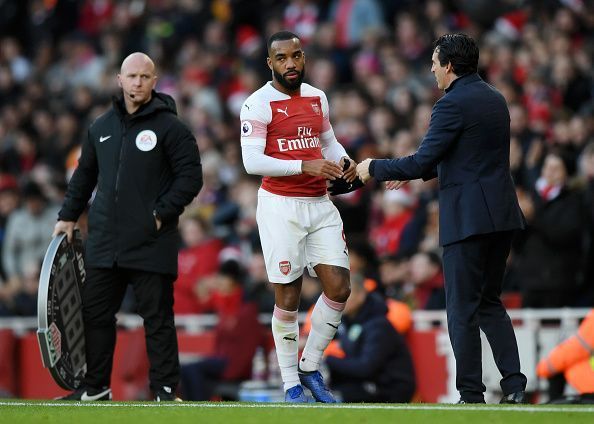 Lacazette after frustrated after being replaced by Alex Iwobi