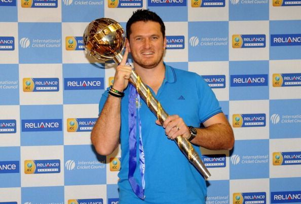 Graeme Smith with ICC Test Championship Mace