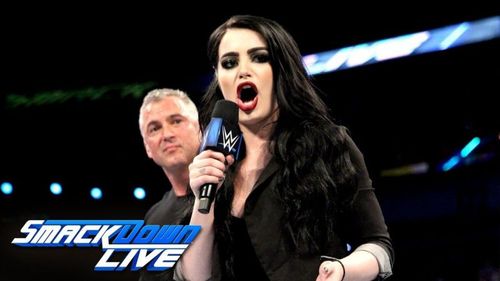 Paige's removal as the GM of SmackDown hasn't been appreciated by the fans