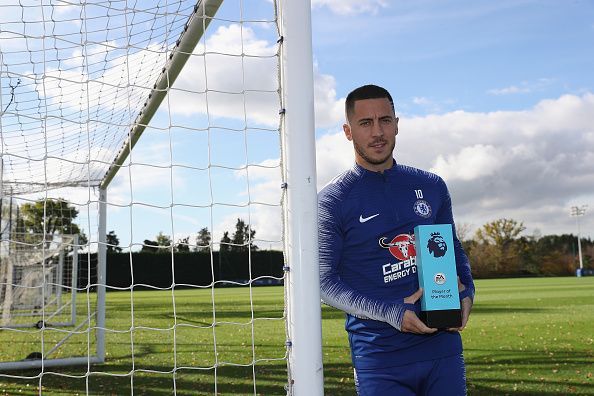 Eden Hazard Wins the EA Sports Player of the Month Award - September 2018