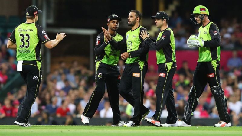 Sydney Thunder aim to consolidate top spot against Hurricanes