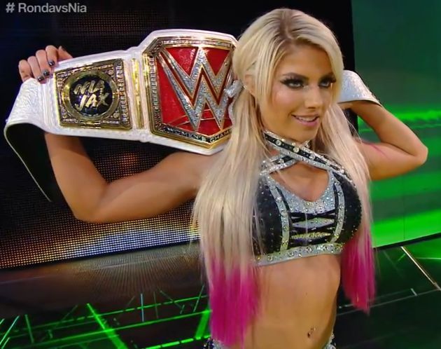 Alexa Bliss won the night.