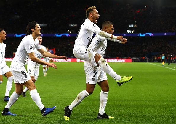 A win for Paris Saint-Germain will see them qualify to the knockout stages