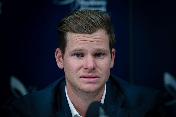 A crest-fallen &amp; guilty on-ban Smith on his arrival to Australia from SA