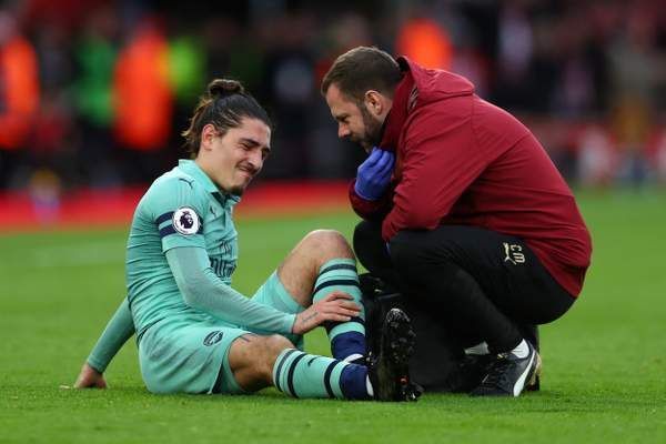 Hector Bellerin limped off at half-time