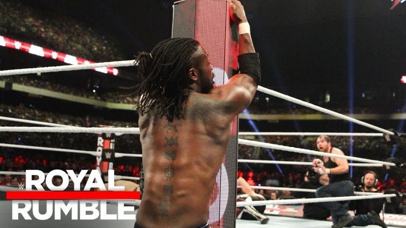 Kofi Kingston survived Baron Corbin&#039;s attack and re-entered the 2017 Royal Rumbl match