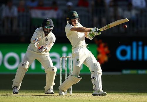 There was a lot of chatter between Rishabh Pant (L) and Tim Paine (R)