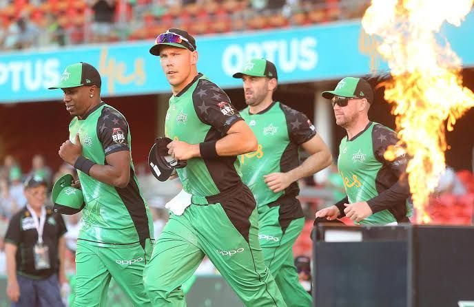 Nic Maddinson will lead Stars in Maxwell's absence.