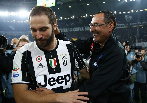 Gonzalo Higuain has formally requested AC Milan to be allowed to join Chelsea.