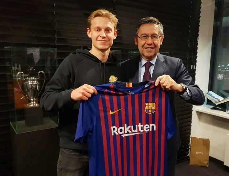 De Jong&#039;s arrival might push some important names out of Camp Nou