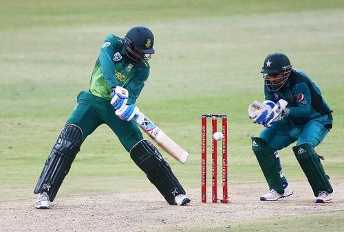 South Africa v Pakistan - 2nd Momentum One Day International