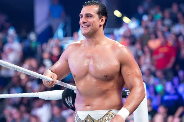 Very few people remember that Del Rio was a part of WWE after the brand split as well