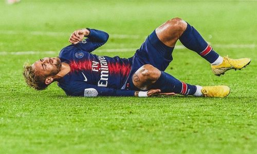 Neymar will miss both legs of PSGâs Champions League game against Man United