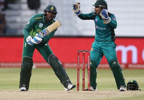 Sarfraz was in Phehlukwayo's ear right throughout the latter's innings at Durban