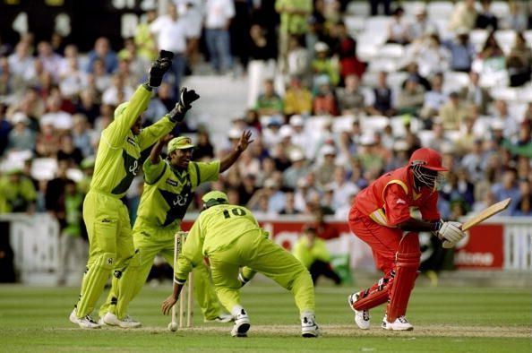 Pommie Mbangwa was the last batsman dismissed in Mushtaq&#039;s hattrick