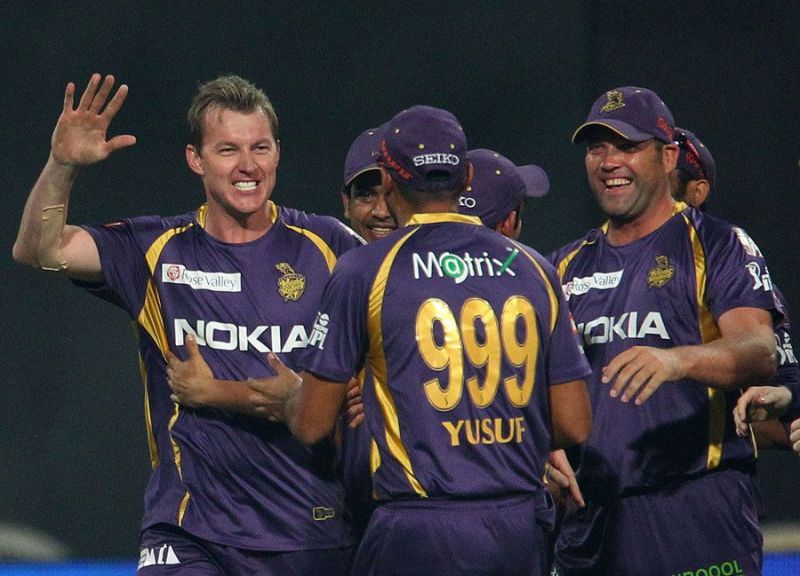 Brett Lee(L) celebrating with teammates after picking up a wicket.