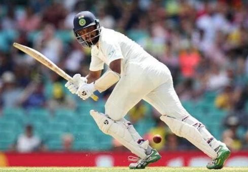 Pujara on his way to the century at SCG