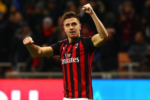 Piatek celebrates scoring on his Milan debut