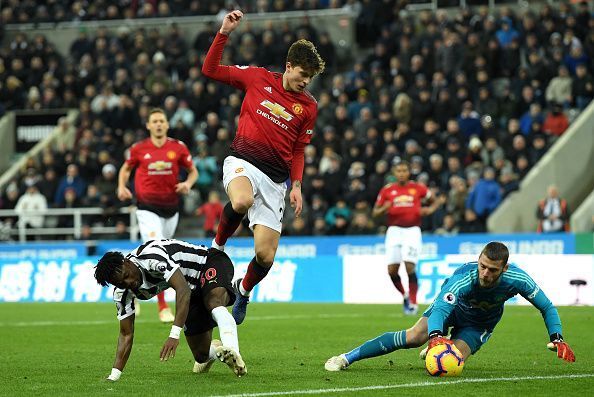 Lindelof showed moments of brilliance against Newcastle but he is simply too young to lead a defensive line. Manchester has got some shopping to do in the transfer market, not necessarily economical.