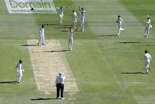 Australia decimate Sri Lanka in the first Test within three days!