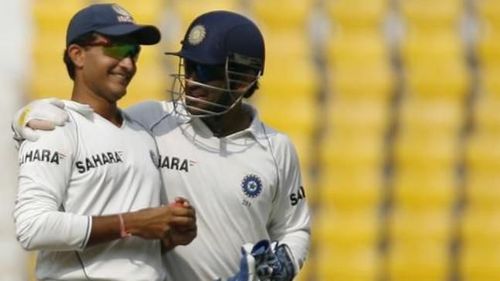 Ganguly and Dhoni during Dada's farewell Test