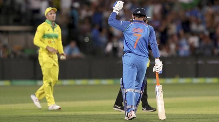 Dhoni gesture after winning the second ODI against Australia