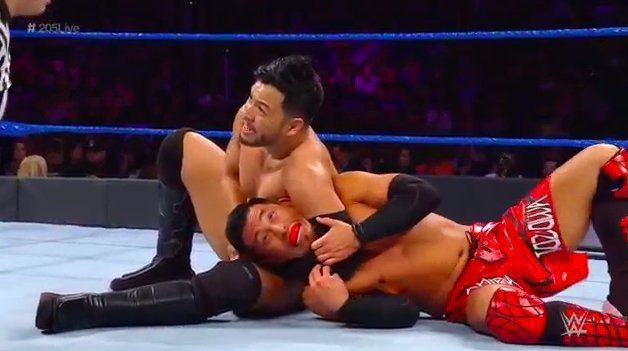 Tozawa and Itami reignite their 2018 rivalry