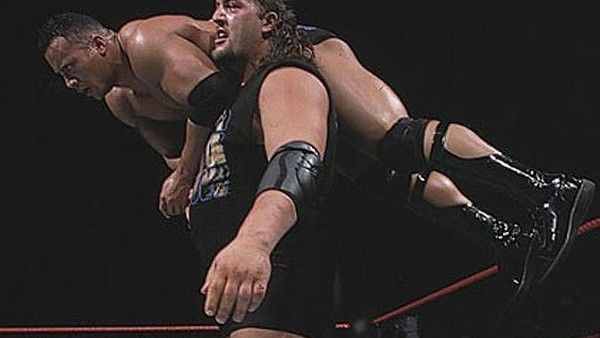 Big Show preparing to eliminate the Rock from the 2000 Royal Rumble