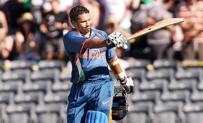 It turned out to be the last ODI match of Sachin in New Zealand.